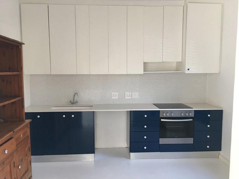 To Let 2 Bedroom Property for Rent in Bishopscourt Western Cape